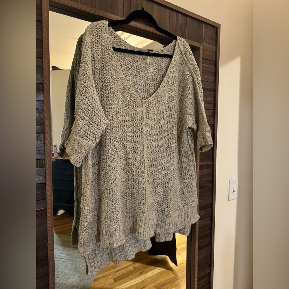 Free People Oversized Knit V-Neck Sweater - Gray